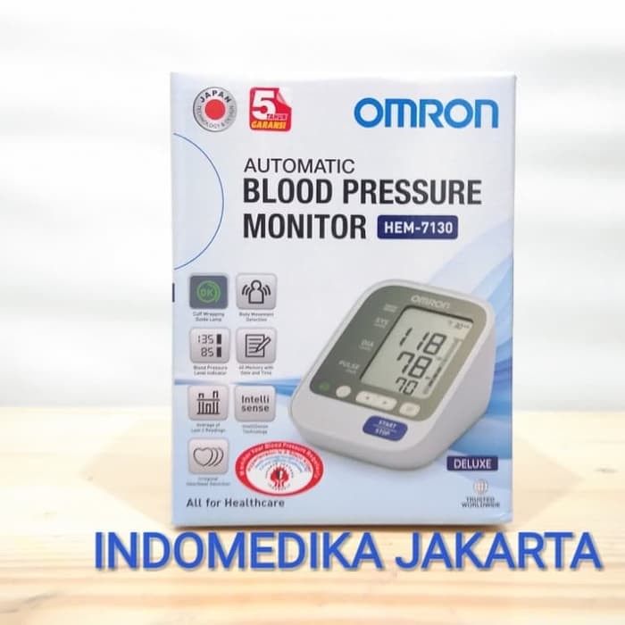 IKA197 Omron Hem7130 Blood Pressure Monitor Tensi Meter Digital