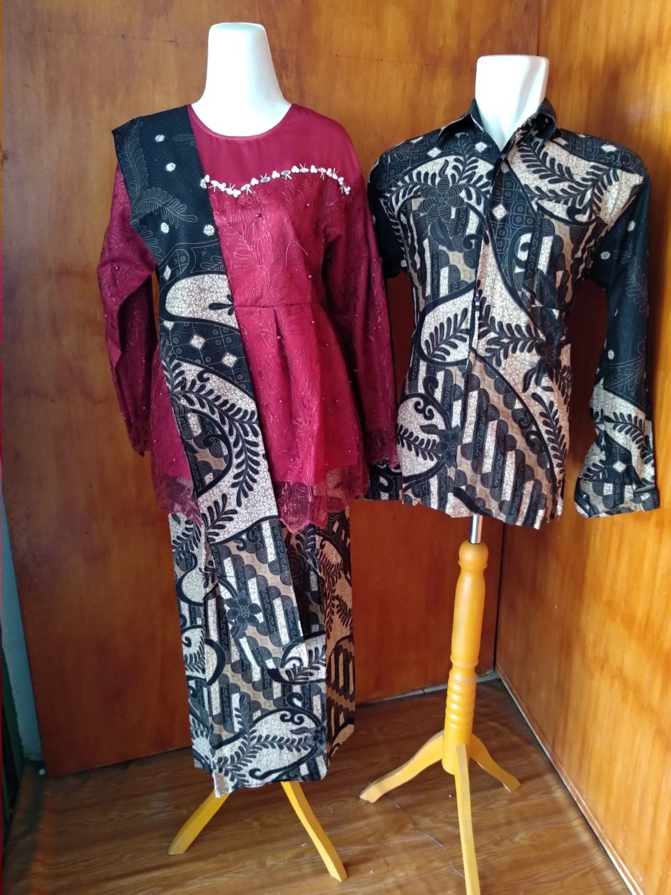 Kebaya Batik Couple Asyifa Free Slendang/baju Couple Kebaya Lamaran/couple Batik Kebaya Wisuda..