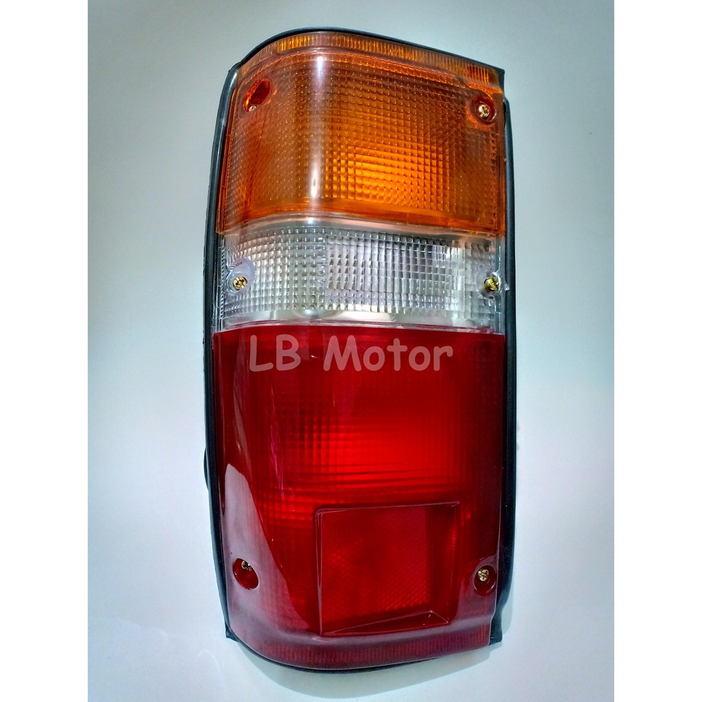 Lampu Stop Lamp Belakang Kijang Super Kiri