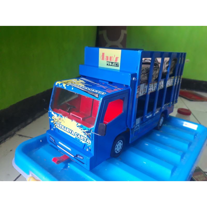 Miniatur Truk Ayam Mbois murah