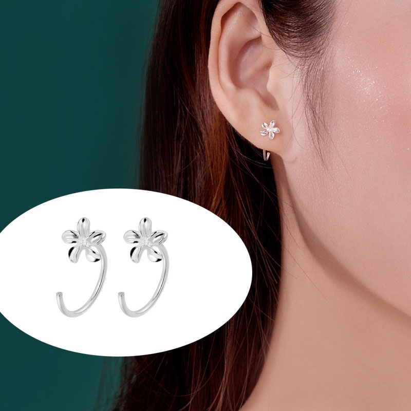 Anting Stud Kait Desain Bunga Warna Silver Gaya Korea Untuk Wanita