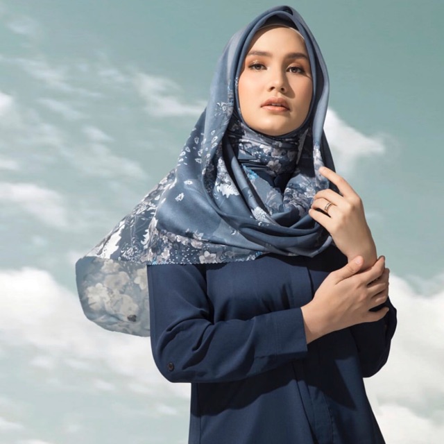 Ramsi scarf by hl premium scarf