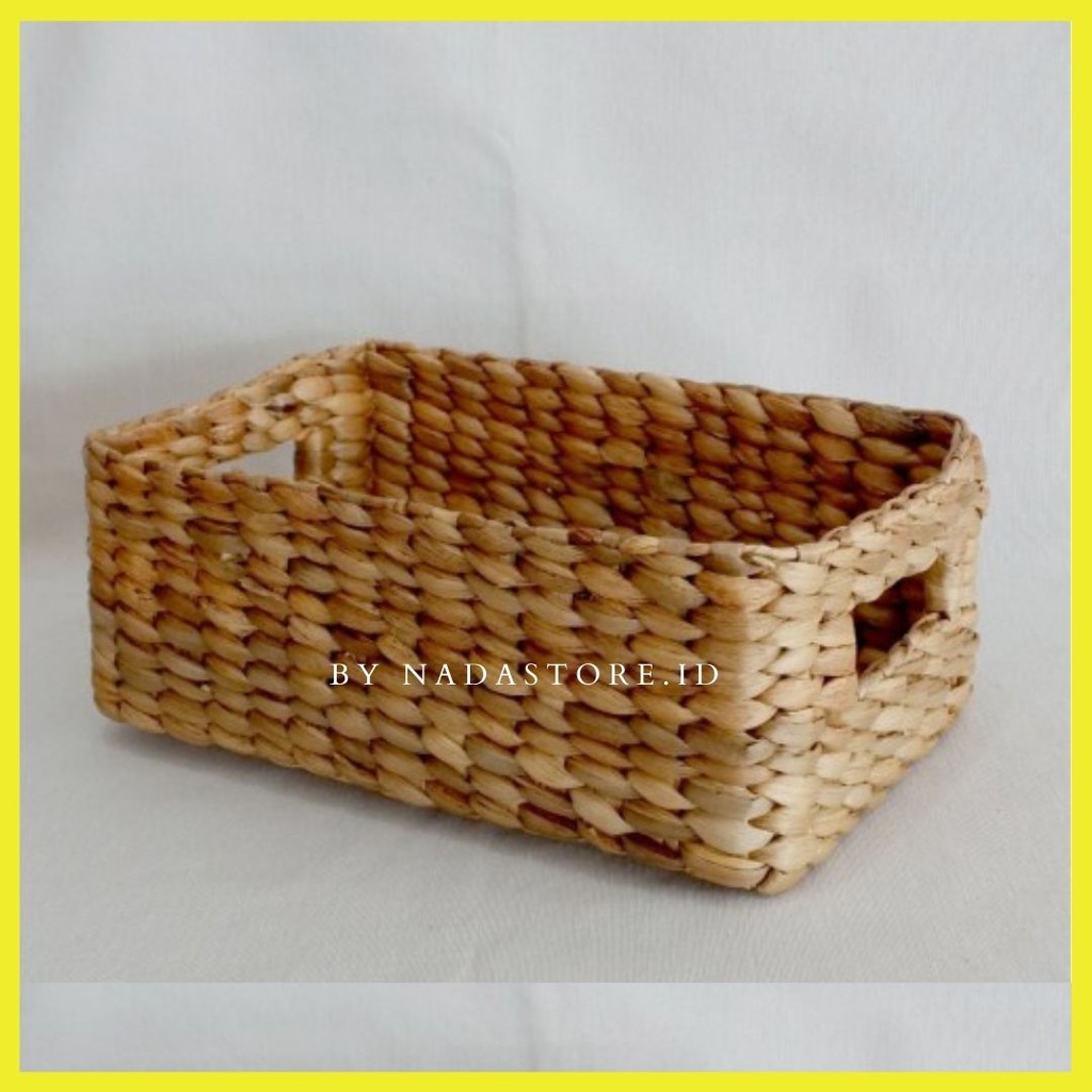 Nadastore Box Serbaguna / Keranjang Anyaman Enceng Gondok SIze 30x 18 x10 cm