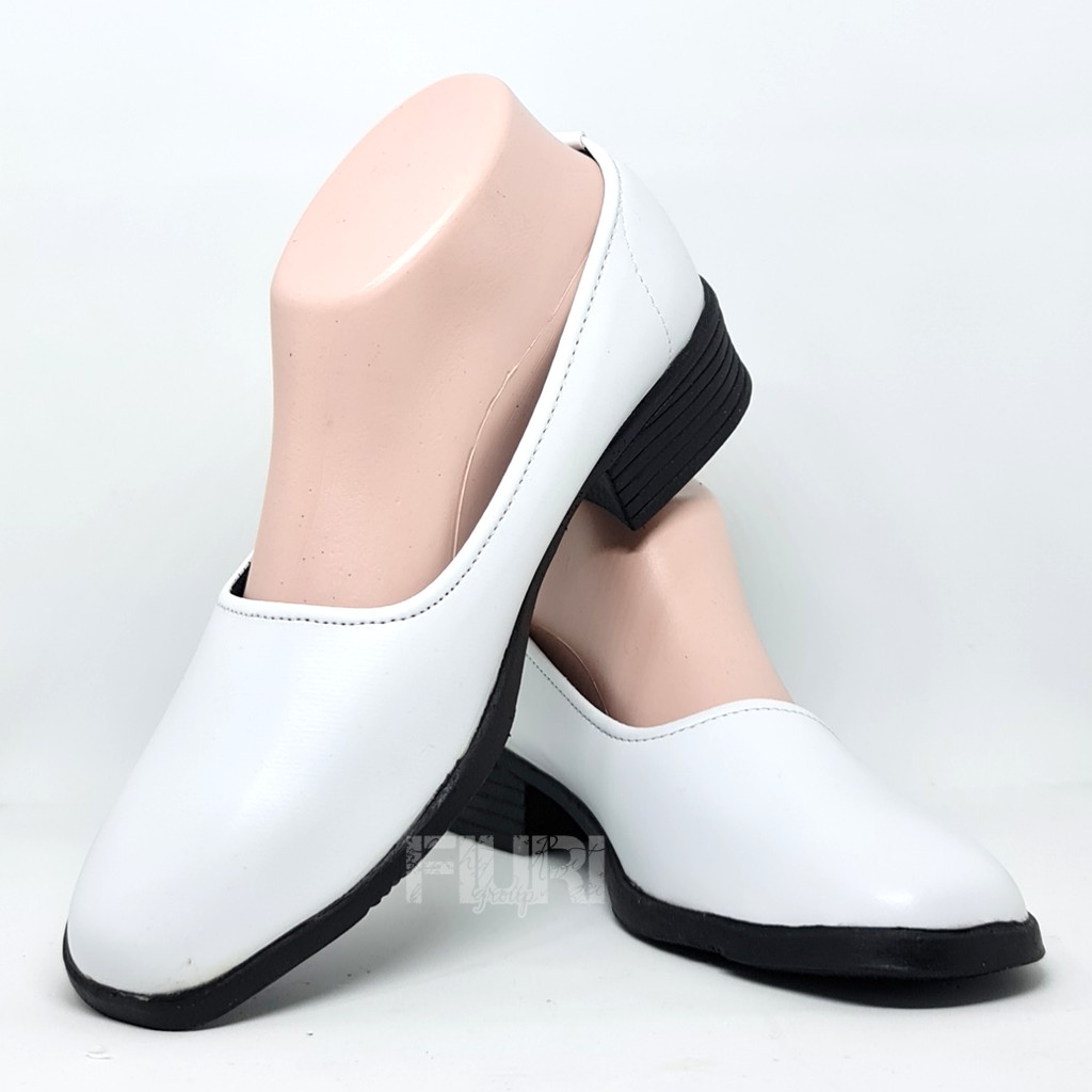 FIURI - SEPATU PANTOFEL WANITA PUTIH 36-42 POLOS SLIP ON HAK 3CM - SEPATU SEKOLAH PERAWAT SUSTER BIDAN PASKIB HAK TAHU 3 CM UPACARA PASKIBRA - SEPATU FORMAL PEREMPUAN SD SMP SMA PELATIHAN OSPEK KERJA KANTOR RESMI KULIT IMITASI MURAH PROMO DISKON