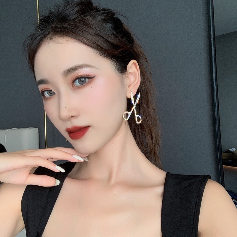 Anting Panjang Desain Gunting Bahan 925 Silver Zircon Gaya Korea