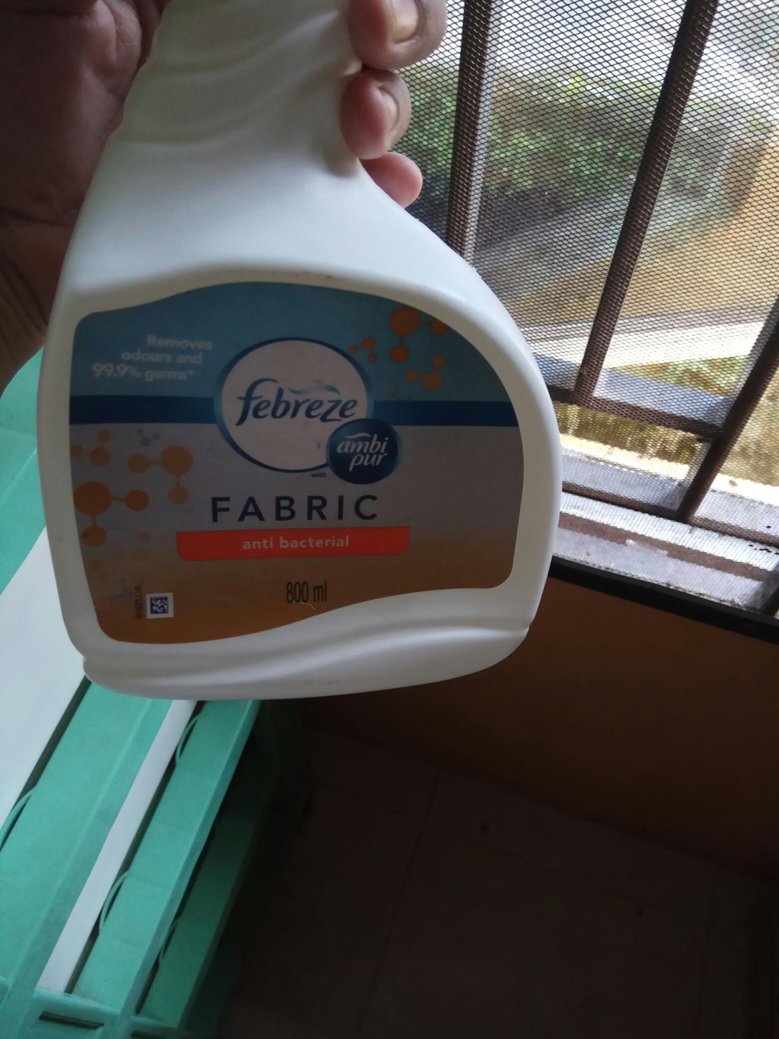 Febreze Fabric Refresher Spray - Anti-bacterial 800ml