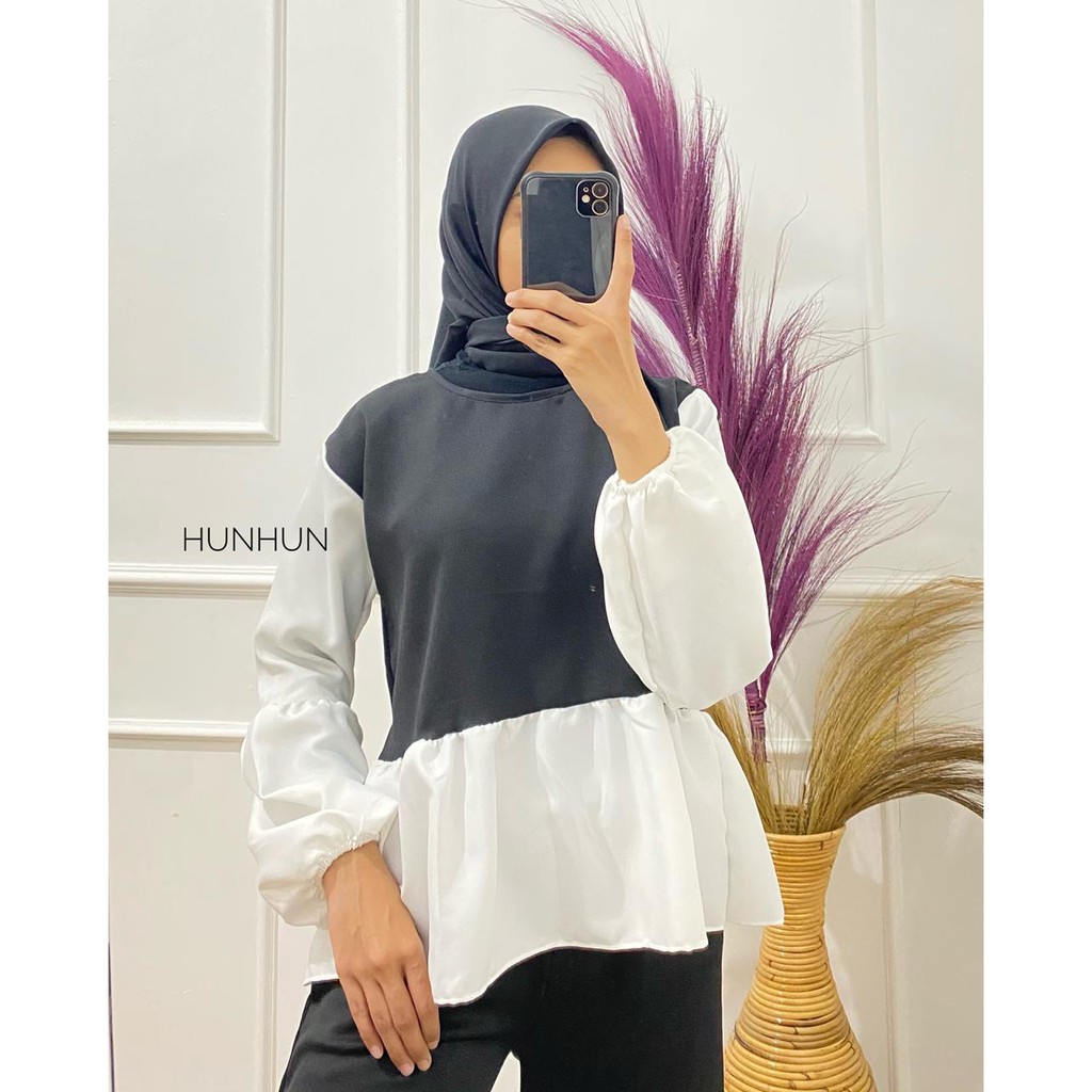 Vashi Blouse Pusatgrosir_solo Monochrome Black and White Fashion Wanita Termurah Hits Selebgram