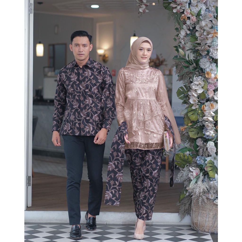 New Collection - SHOPASHOP SOLO Batik Couple Karenina Payet Tulle Mutiara Kombinasi Tutu Jaring - Baju Tunangan 2022 - Kebaya Wisuda - bridesmaid