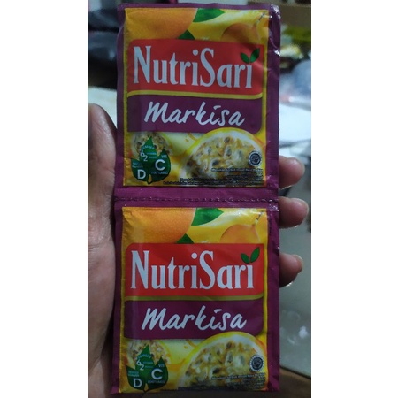 

Nutrisari Markisa Renteng Isi 10 Sachet