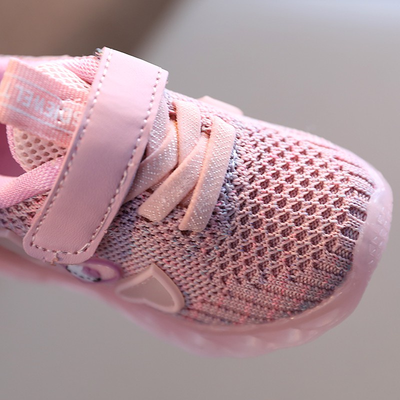 Pennay Sepatu Sneakers Anak Perempuan LED Import Motif Lucu Little Hello Kitty
