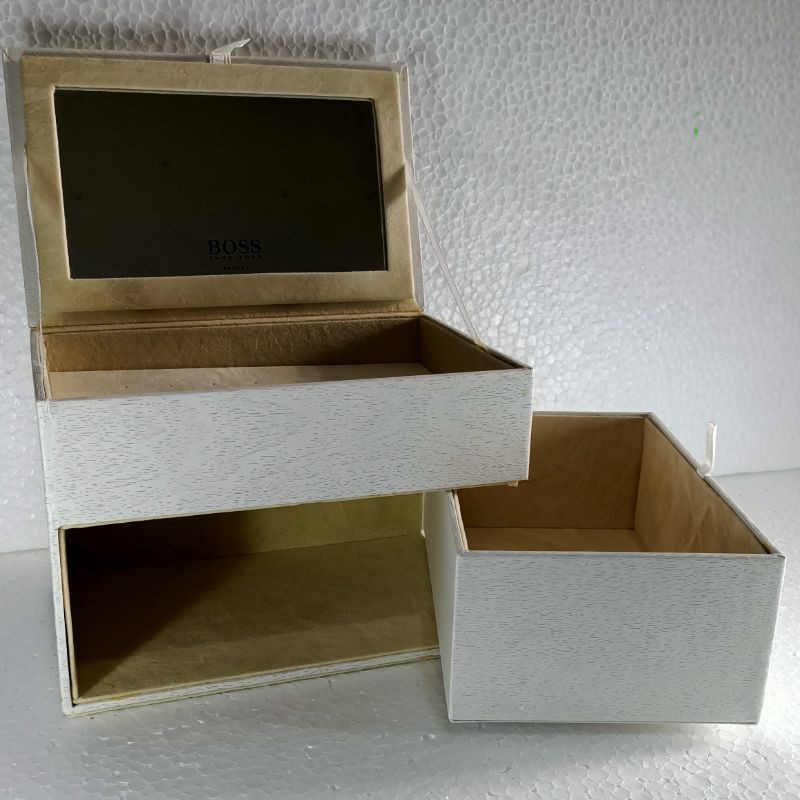 OriginaL Hugo Boss Jewelry Box Mirror / Kotak Perhiasan Kaca