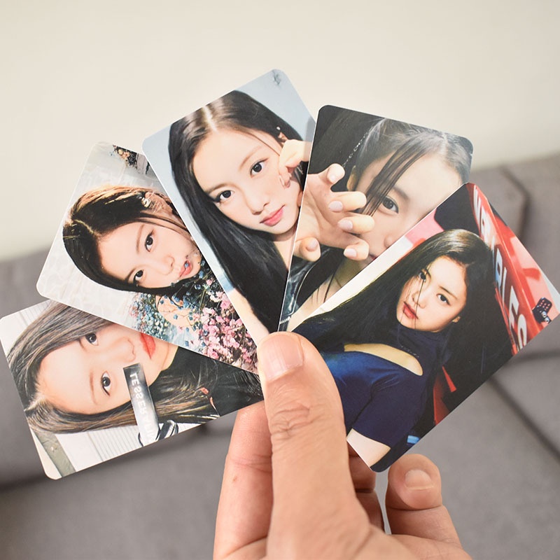 5pcs /set LE SSERAFIM Photocards FEARLESS Fan Collection Card Postcard SAKURA CHAEWON EUNCHAE