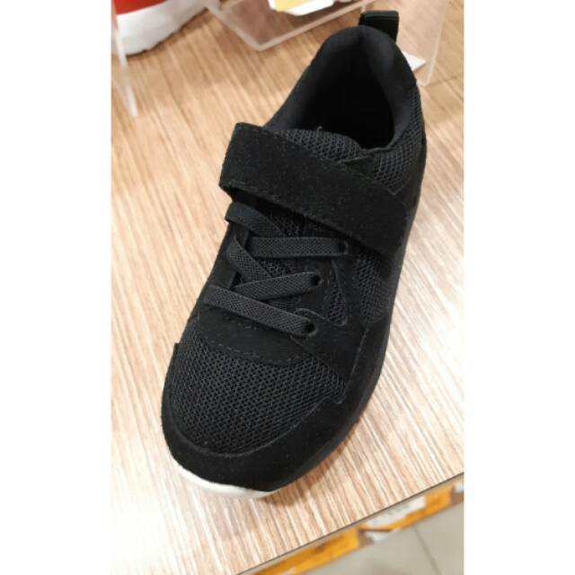 Sepatu anak laki laki fladeo