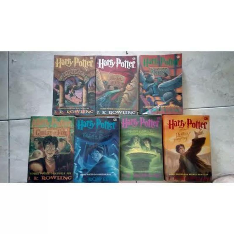 Set Novel Harry Potter 1-7 Ori