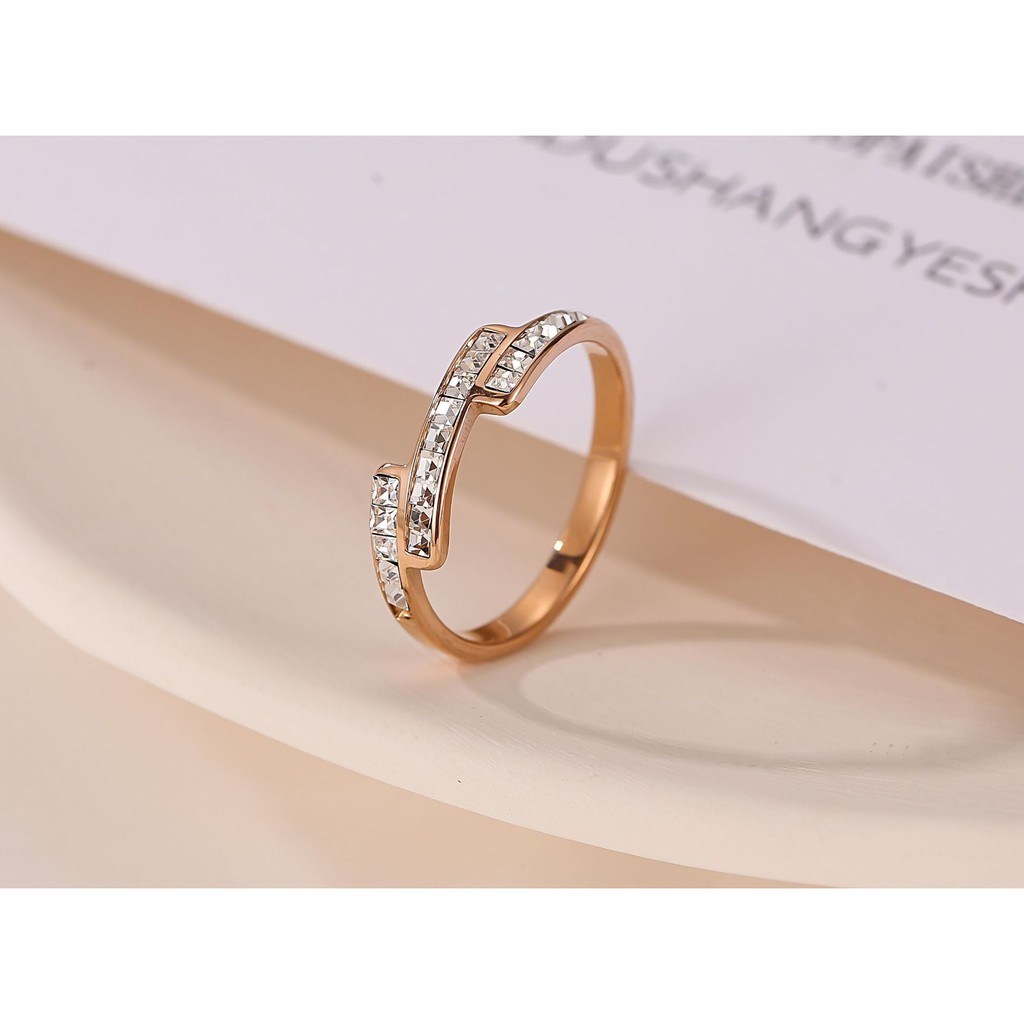 [ Model Baru ] Cincin Titanium Mini Korea Wanita Fashion Cocok Untuk pesta hadiah trend kini CK161