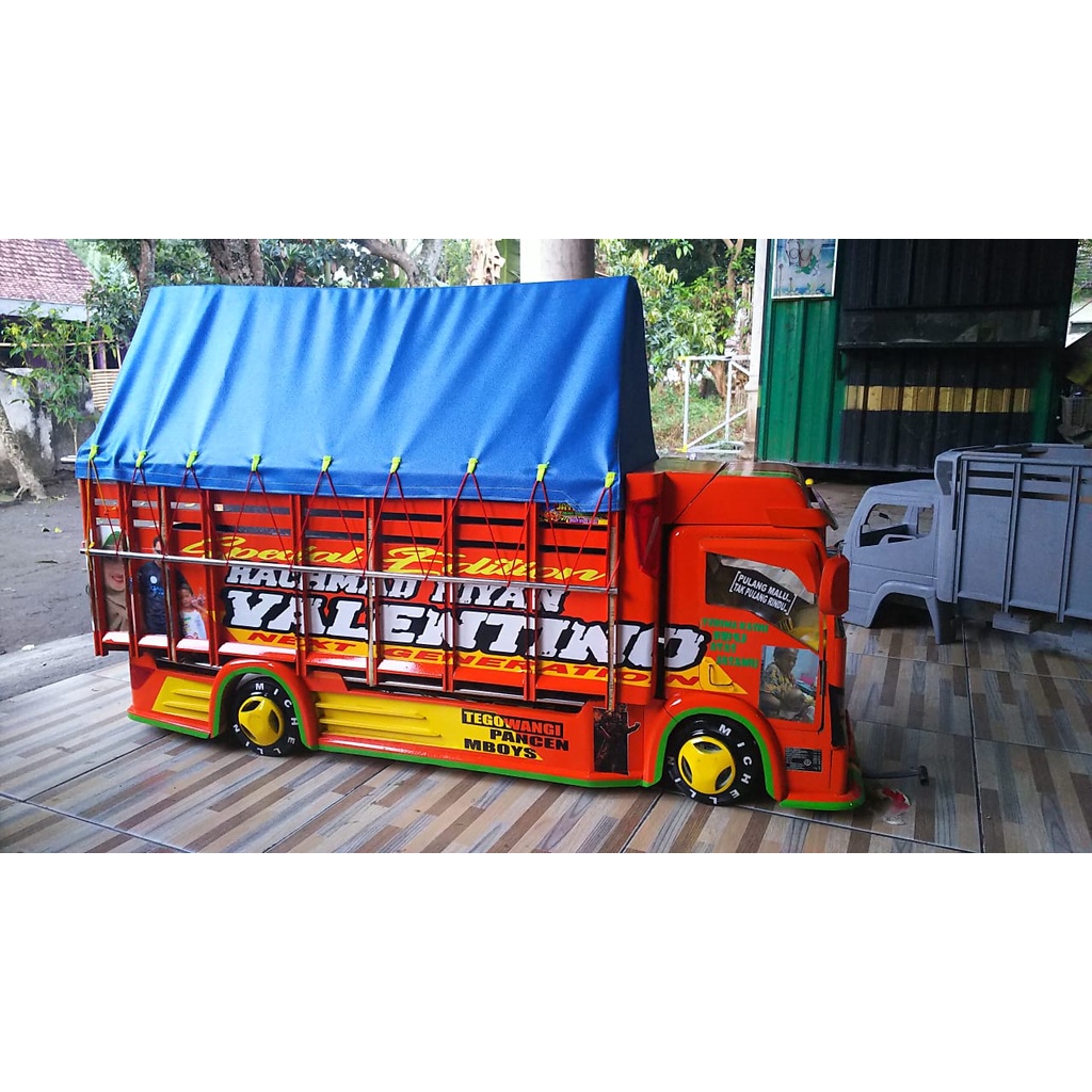 Promo miniatur truk oleng ukuran 35cm kayu asli bak kabin jungkit  mainan anak-anak oleng mbois sam miniatur truk anti gosip murah terpal