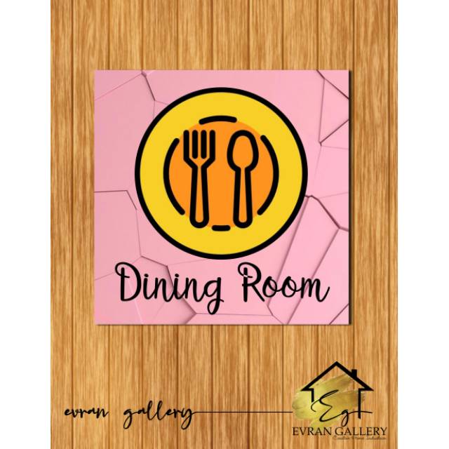 Hiasan dinding ruang makan