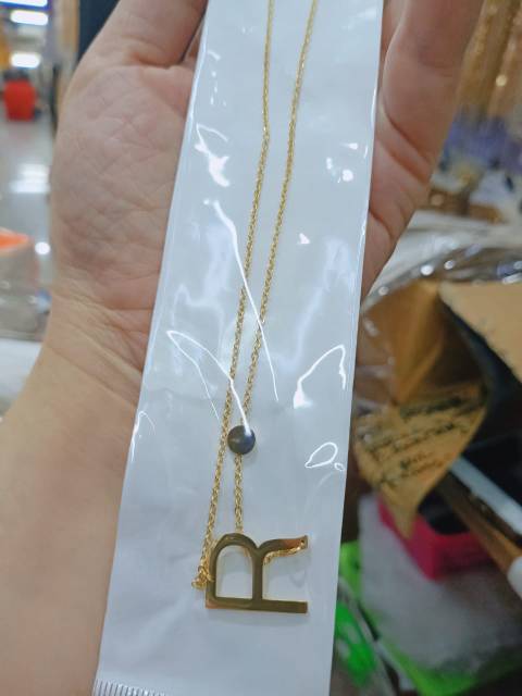 Kalung abjad titanium kualitas premium ,ready semua A-Z (tidak luntur, tidak gatal, tidak berkarat)