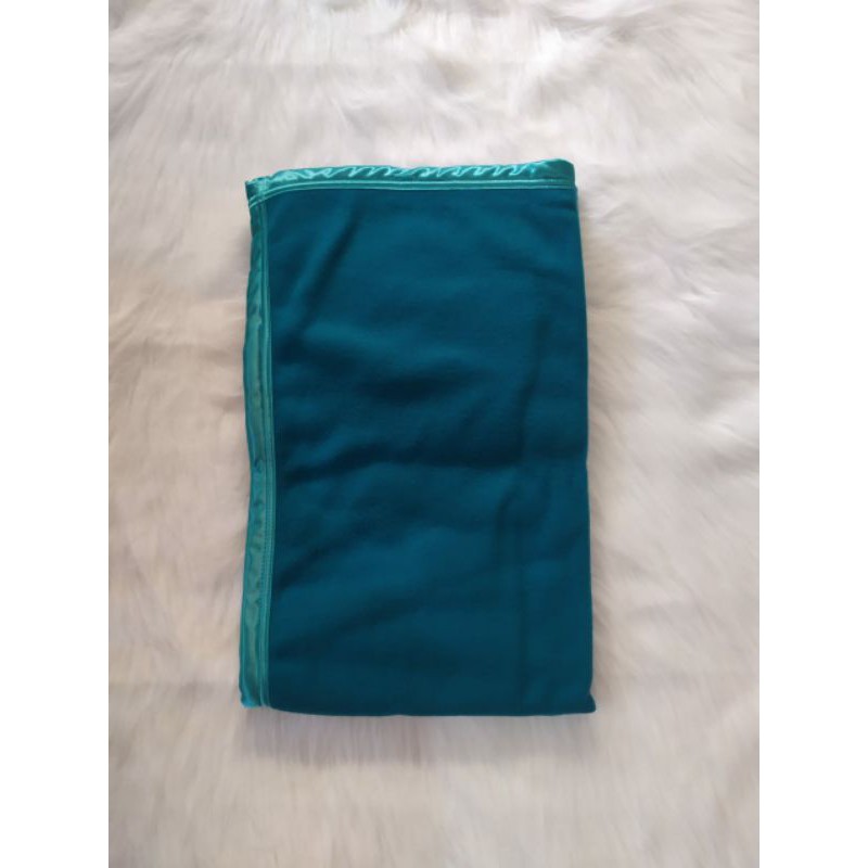 Selimut LUXOR hijau toska hotel / motel / kost / asrama / homestay / guest house / oyo / red doorz /