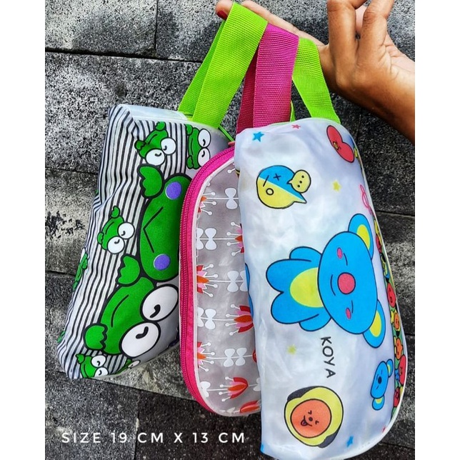 POUCH SQUARE KARAKTER BAHAN MIKA TRANS