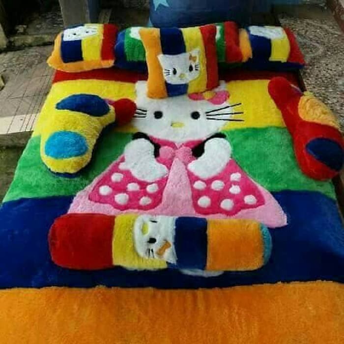 karpet lantai karakter / surpet fullset / kasur bulu hello kitty
