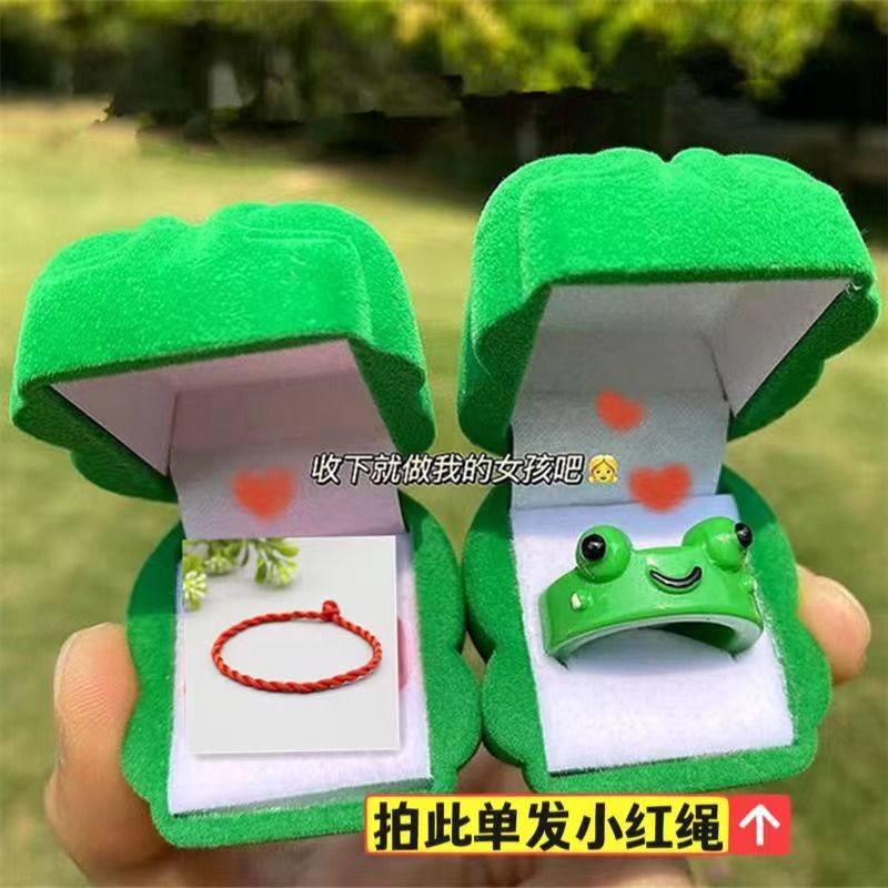 Cincin Bahan Resin Bentuk Kartun Kodok Untuk Pasangan