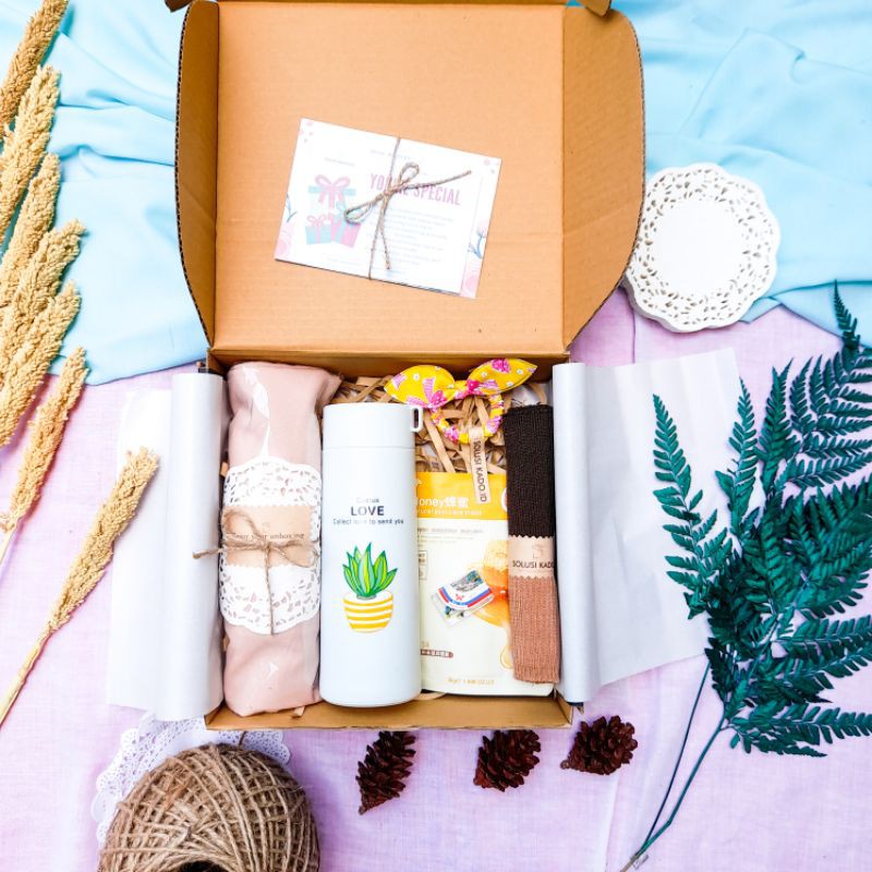 

HAMPERS / KADO / GIFT / SOUVENIR / GRADUATION / HIPPOCRATIC OATH / BIRTHDAY PAKET SUKA