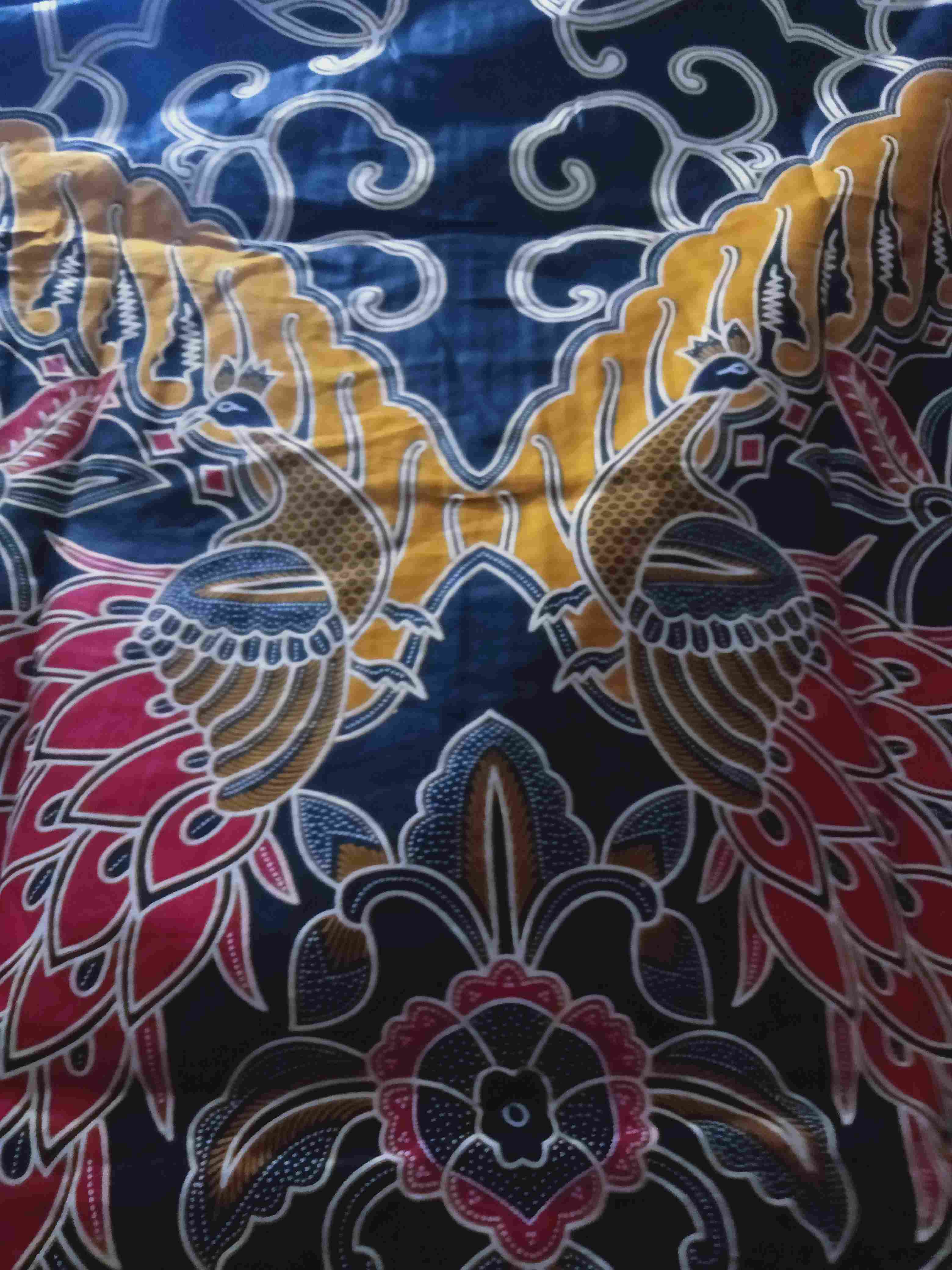 Kemeja Batik Motif Slimfit Istimewaa