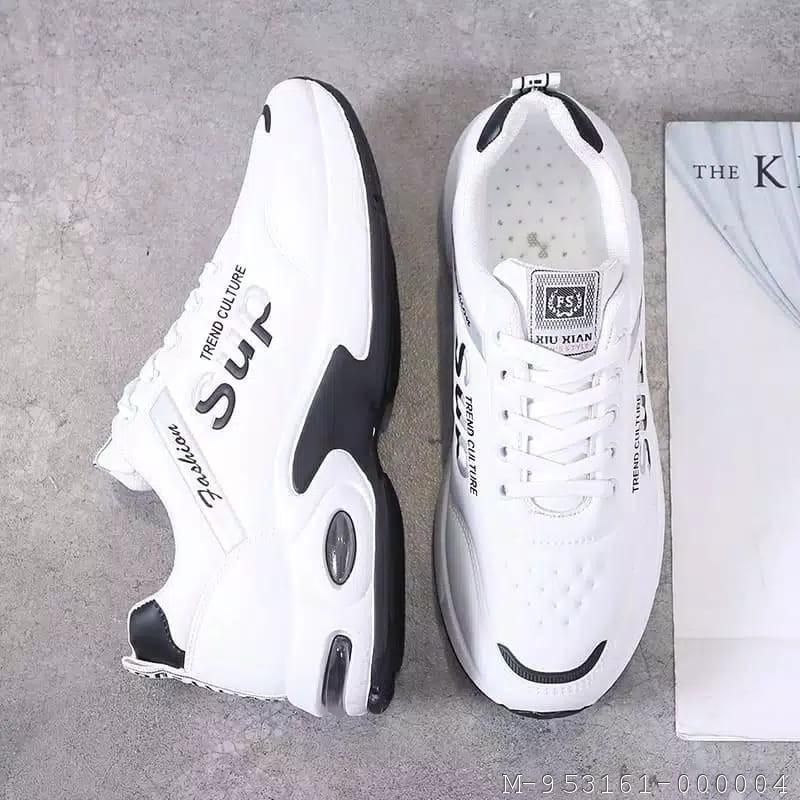 SEPATU SNEAKERS OLAHRAGA PRIA JOGGING CANVAS