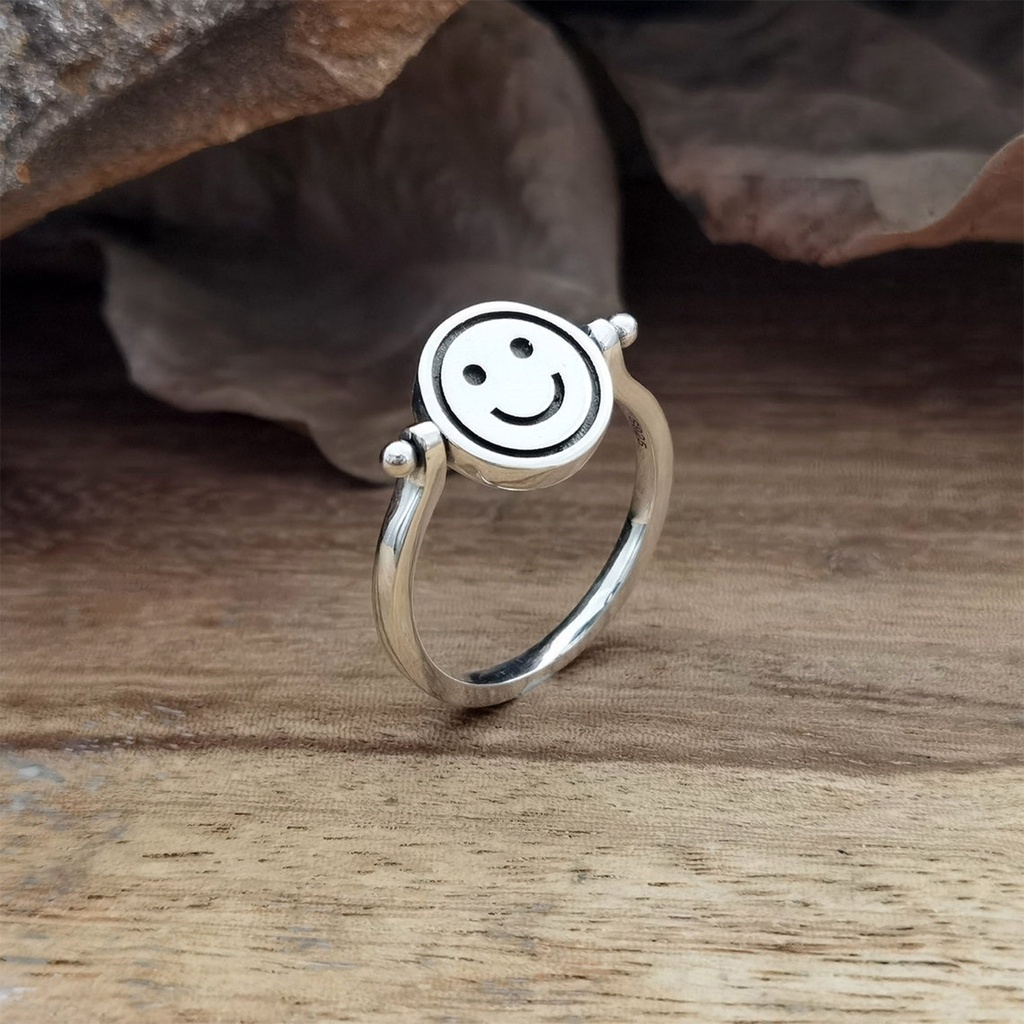 Fancyqube Fancycube Fancycube Mainan Fidget Ring Dua Sisi Motif Smiley Face Untuk Anti Stress