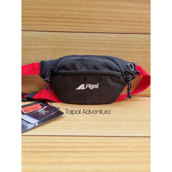 TAS PINGGANG REI LICESTER 01 BLK - WAIST BAG AREI OUTDOORGEAR LICESTER 01