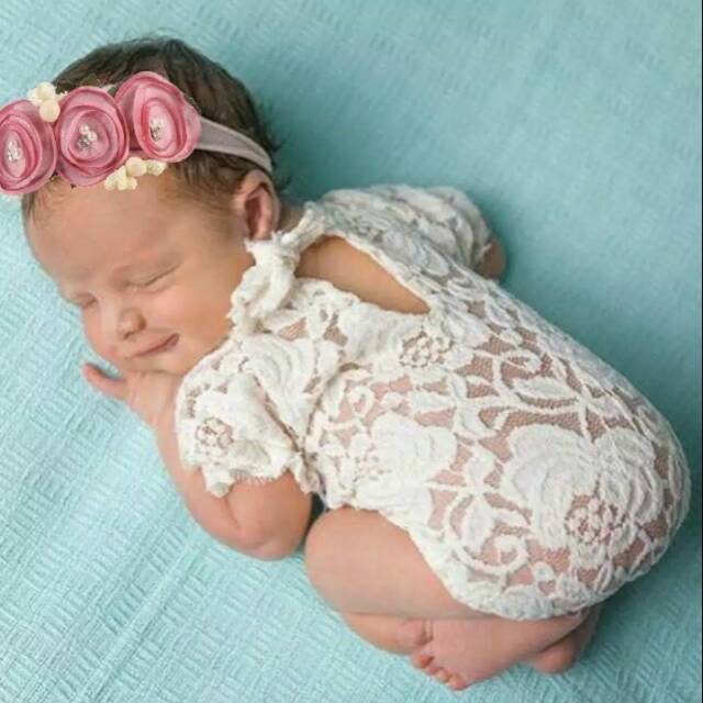 Baju bayi newborn untuk fotografi