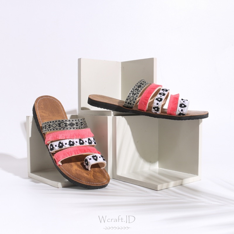 Wcraft.id Macrame Women Sandal Pink