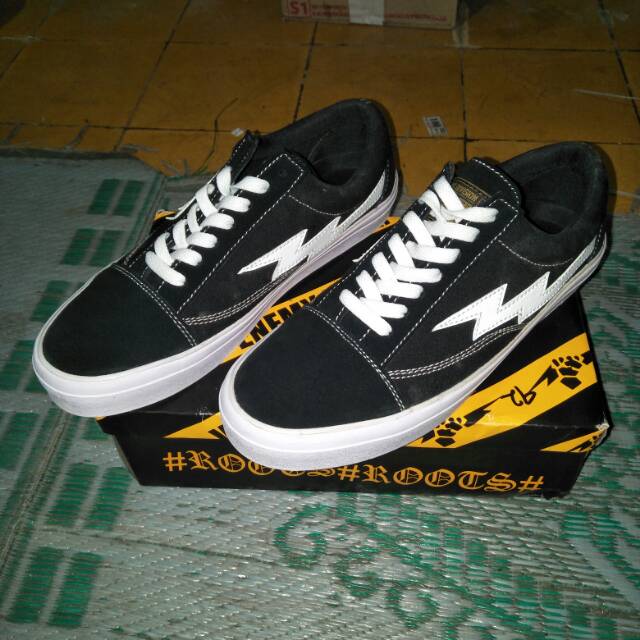 WORD DIVISION CLASSIC BLACK CORDURA