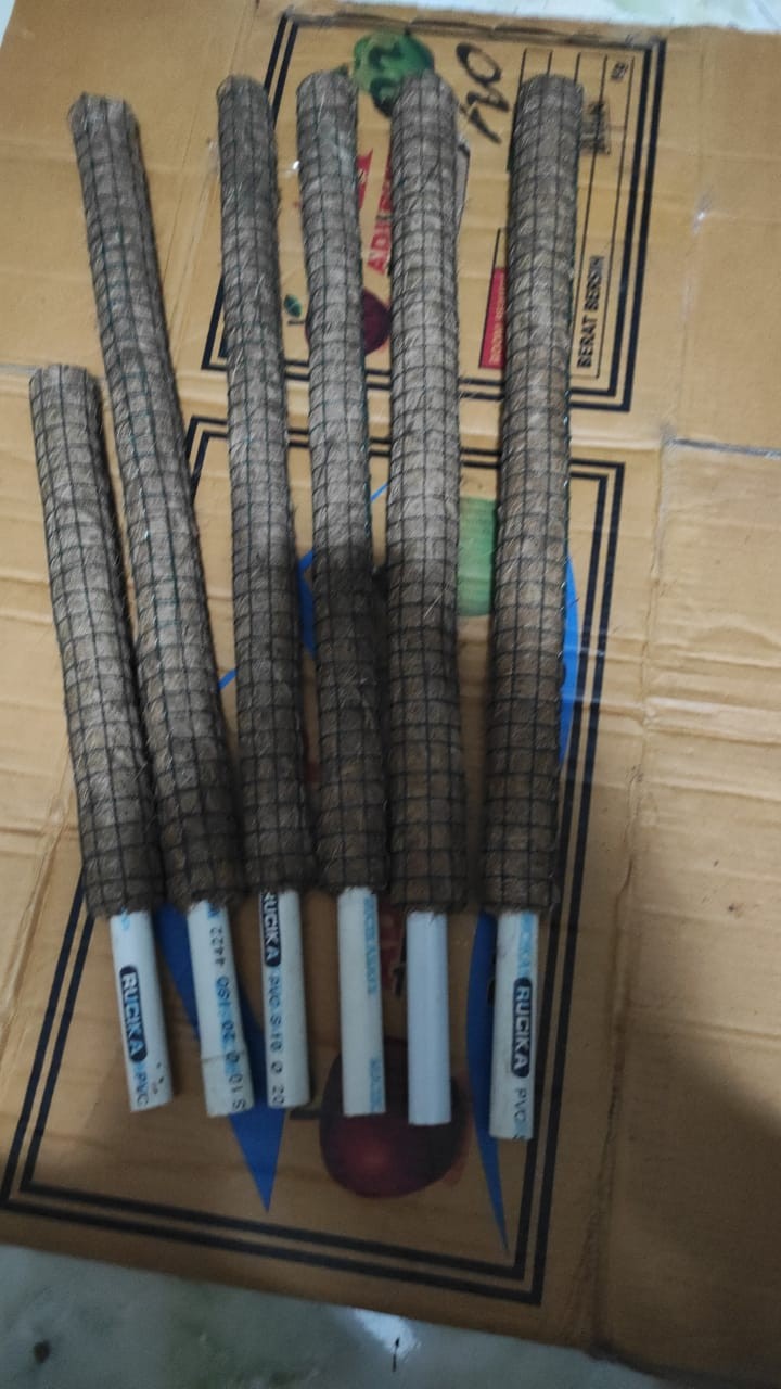 Turus Sabut Kelapa / Turus Penyangga Tanaman Rambat / Turus Tanaman Monstera / Turus Janda Bolong