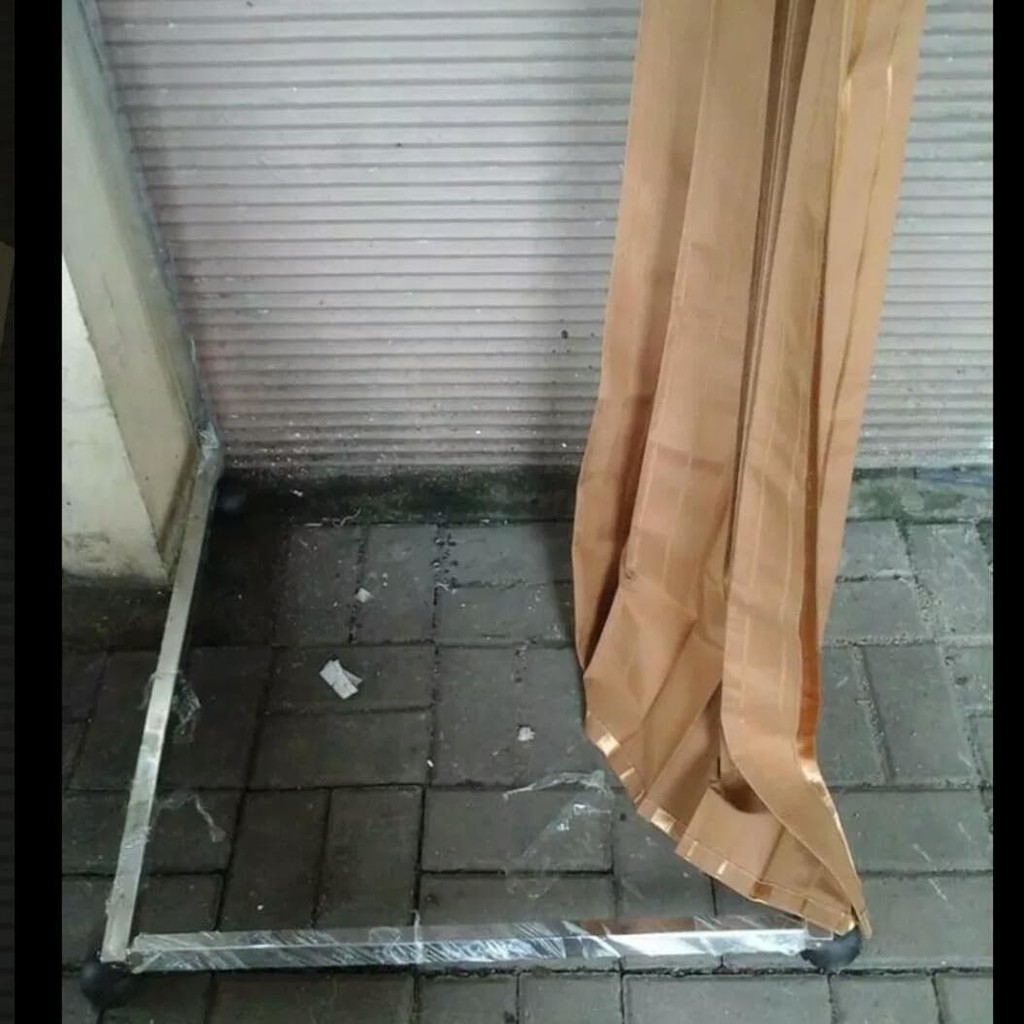 Kamar Pas Bongkar Pasang / Fitting Room Portable/Kamar Pas Dorong