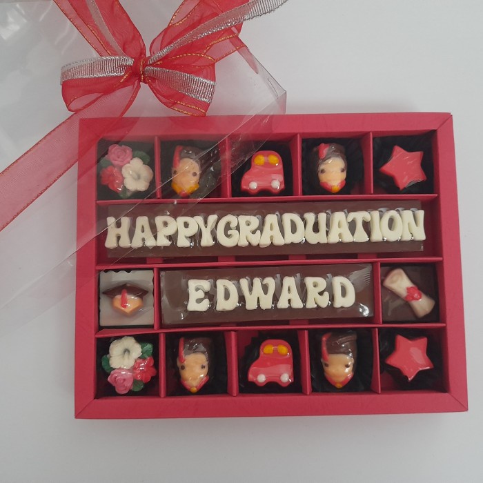 souvenir wisuda kenaikan kelas kado guru cokelat graduation
