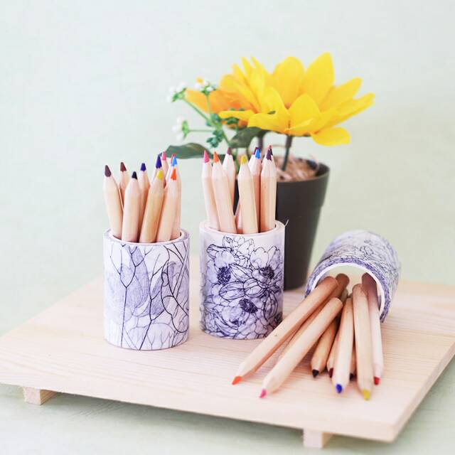 

Floral DIY Masking Tape and Coloring Pencils Set