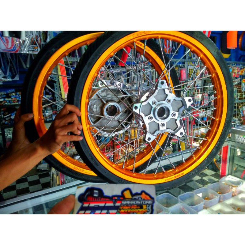 paketan velg cbr150/cb150 R +ban