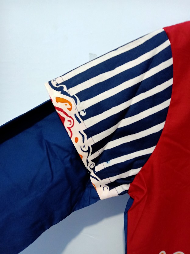 Blus Batik Cap Ayam Saku Bundar