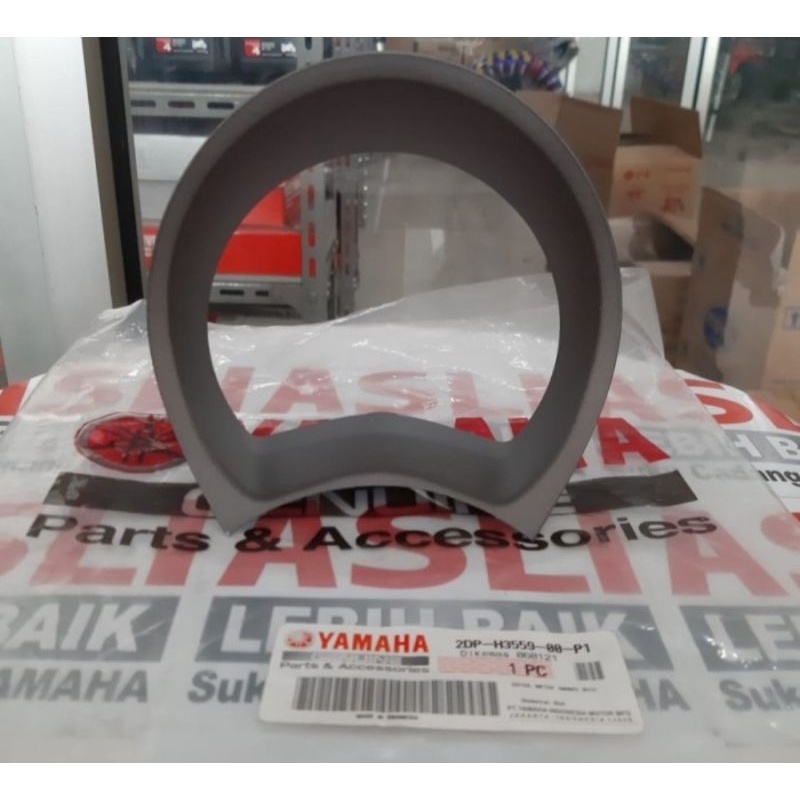 RING COVER SPEEDMETER SPIDO NMAX ASLI ORI YAMAHA 2DP H3559 00 P1
