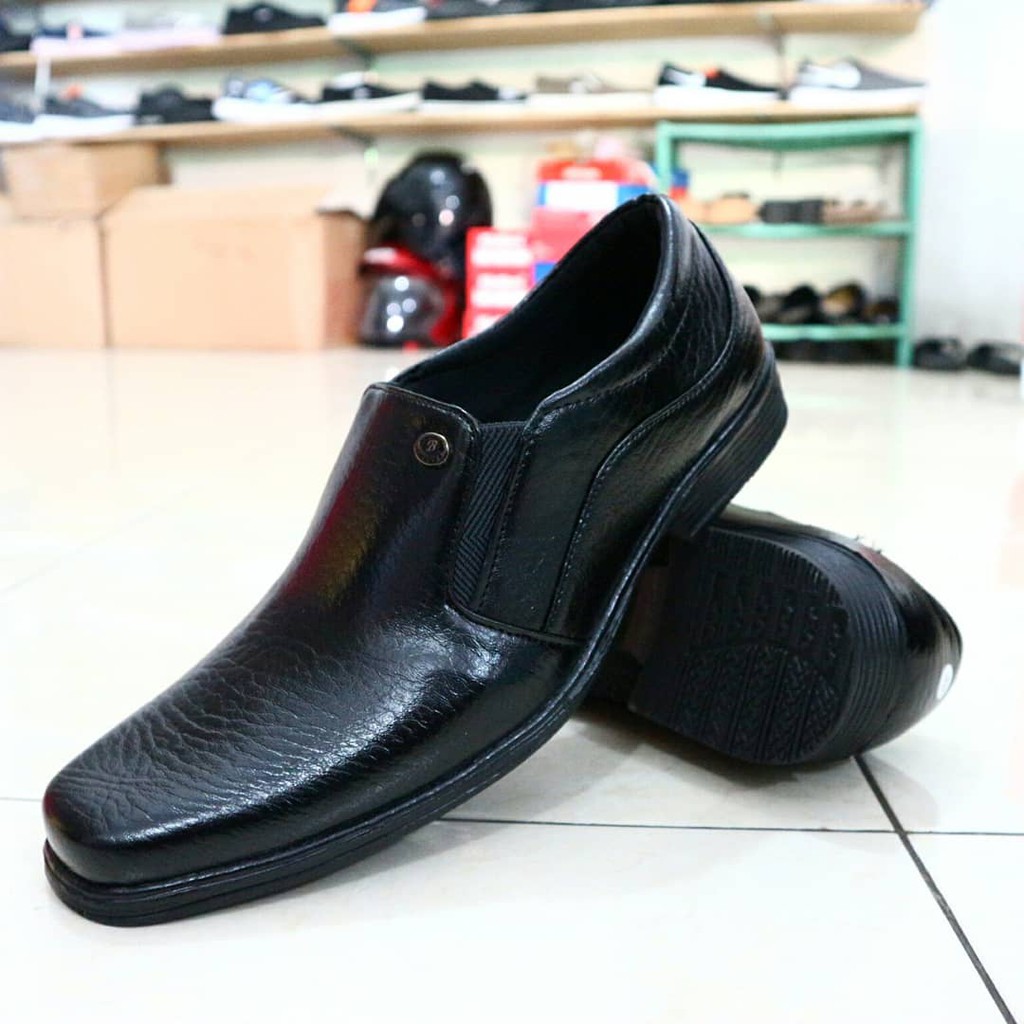 SEPATU PANTOFEL HITAM PRIA KASUAL SEPATU KERJA SEPATU FORMAL