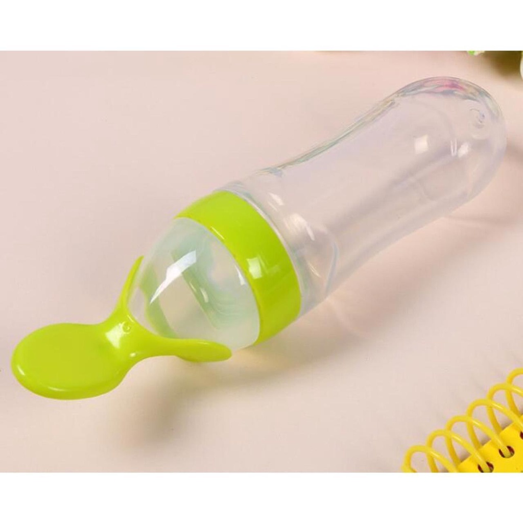 LID037 - Silicone Squeeze Feeder (Sendok Makan Bayi)