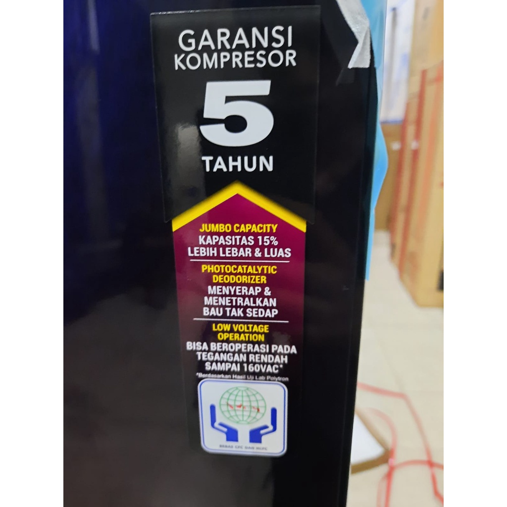 KULKAS POLYTRON PRW 25 MTR LEMARI ES 2 PINTU PRW25MTR TEMPERED GLASS