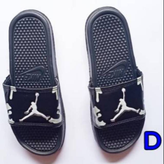 Sandal Slop Nike Benassi - Air jordan-4