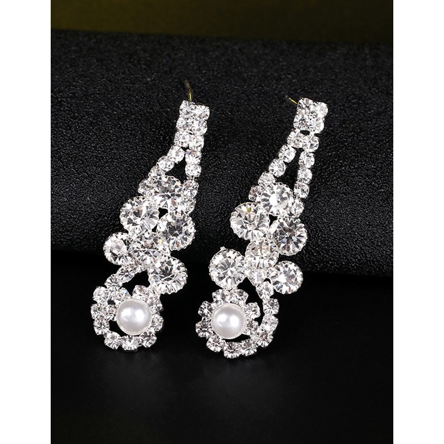 LRC Anting Tusuk White K Alloy Studded Geometric Earrings F