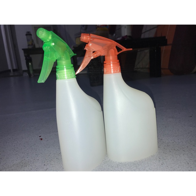 Semprotan desinfektan cairan desinfektan