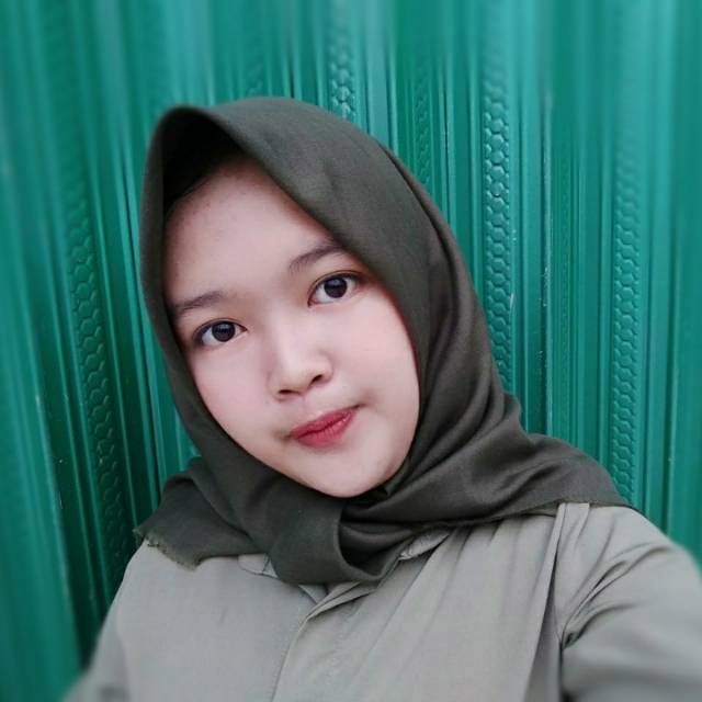 friskyfahrezzarichadewanti