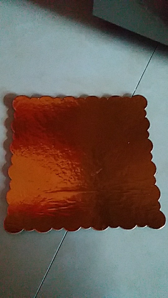 Alas Kue Emas Bulat & Petak 25x25cm