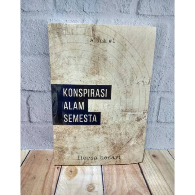 Konspirasi Alam Semesta